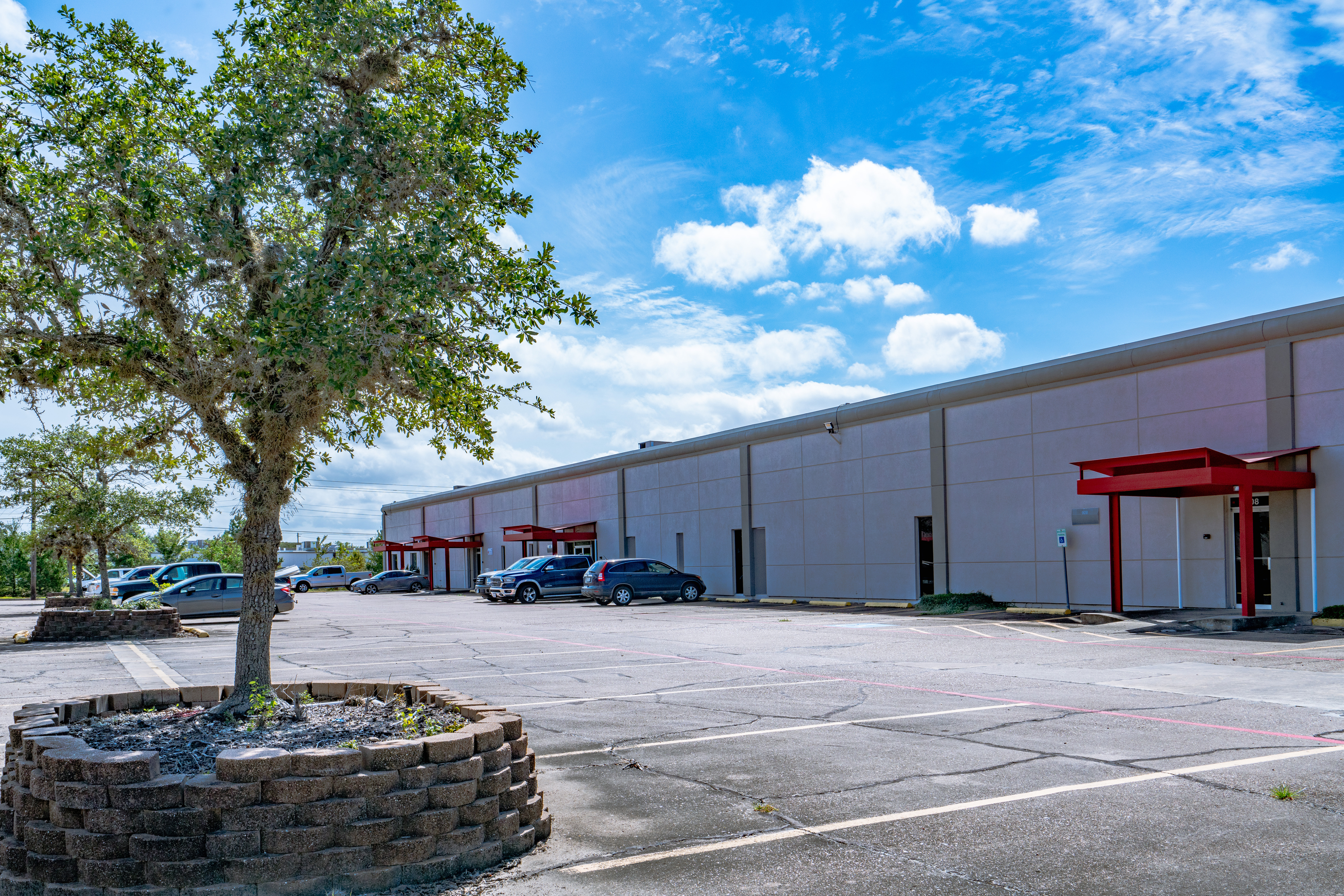 Gemini Business Park 902-910 Gemini